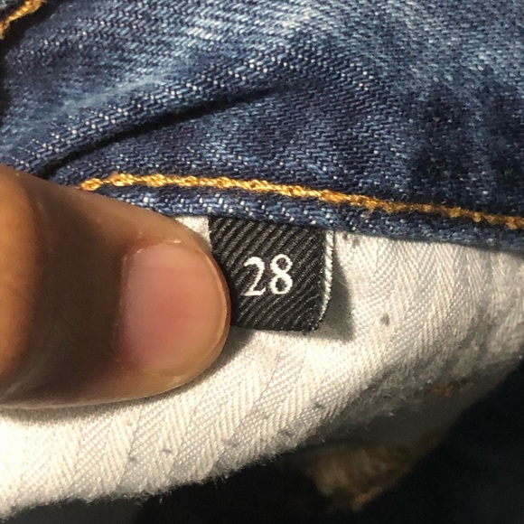 7 For All Mankind Jeans Women's 28 Easy Straight Leg Button Fly Distressed Denim - Picture 5 of 9